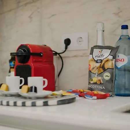 Garden Luxury House W/ Ac, Metro & Downtown