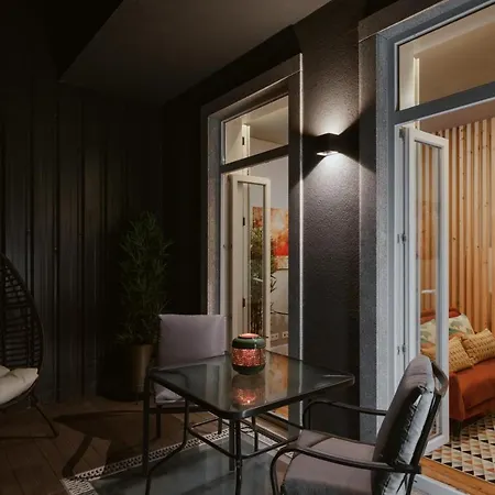 Garden Luxury House W/ Ac, Metro & Downtown *