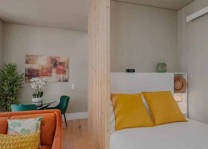 Garden Luxury House W/ Ac, Metro & Downtown * Oporto