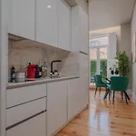 Garden Luxury House W/ Ac, Metro & Downtown Apartman *