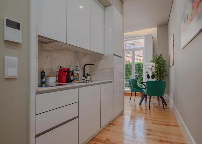 Garden Luxury House W/ Ac, Metro & Downtown Διαμέρισμα *