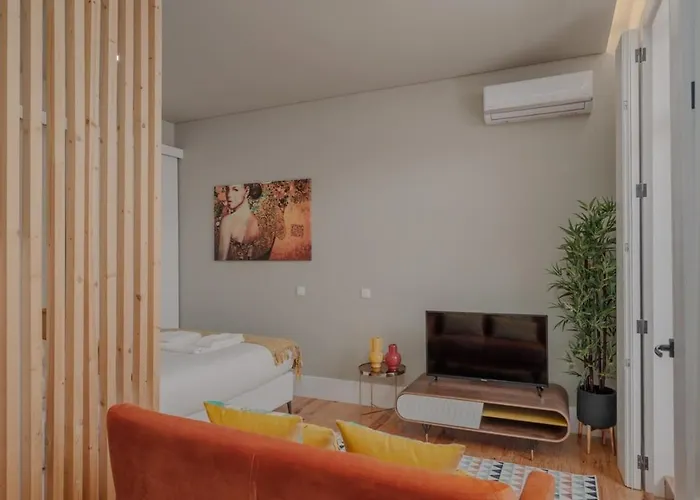 Garden Luxury House W/ Ac, Metro & Downtown